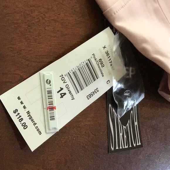 Nygard skirt with matching jacket - Picture 5 of 5